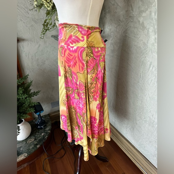 Vibrant Asymmetrical Floral Skirt - Picture 2 of 3